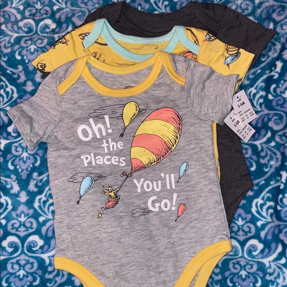 Unisex three pack onesies set